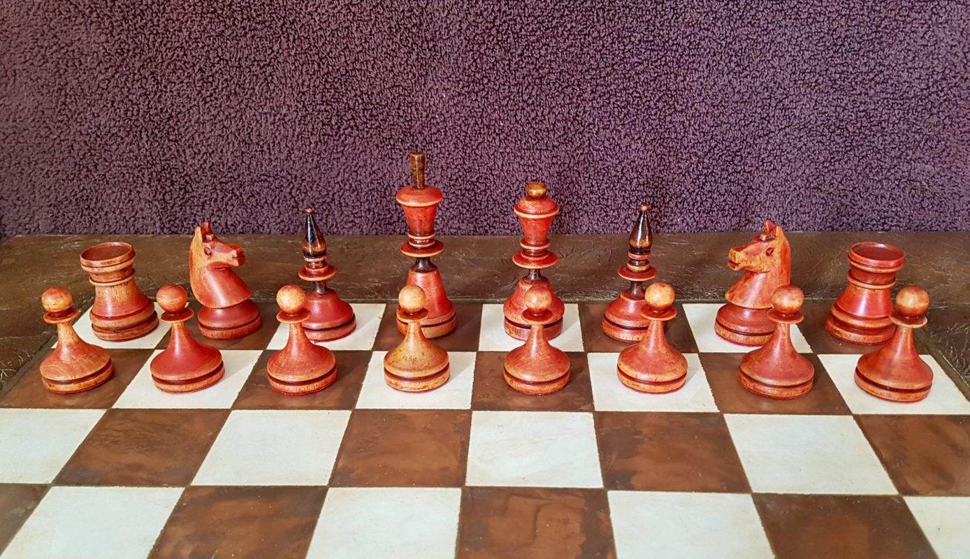 *SOLD* Et Sanguis Baronem (The Red Baron), Vintage Russian Chess Set ...