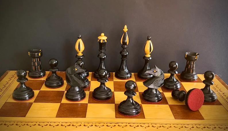 SOLD* Sachorium (The Czechs); Large Czech Chess Club Set c.1945-1960