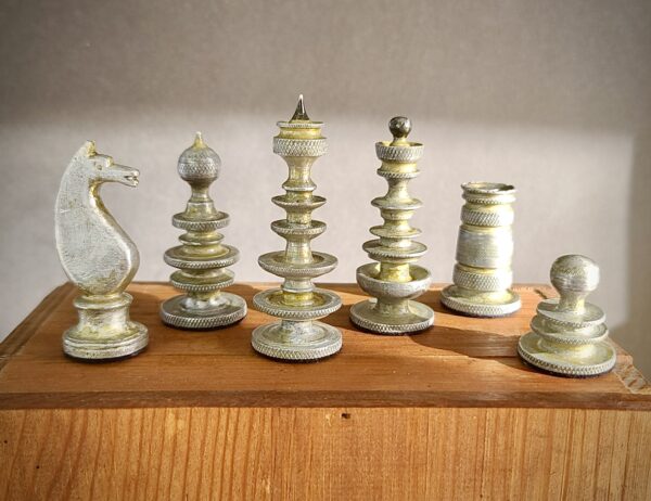 *SOLD* Alluminati: Unique ‘Tsarist Style’ Aluminium/Metal Chessmen, Soviet, c.1955